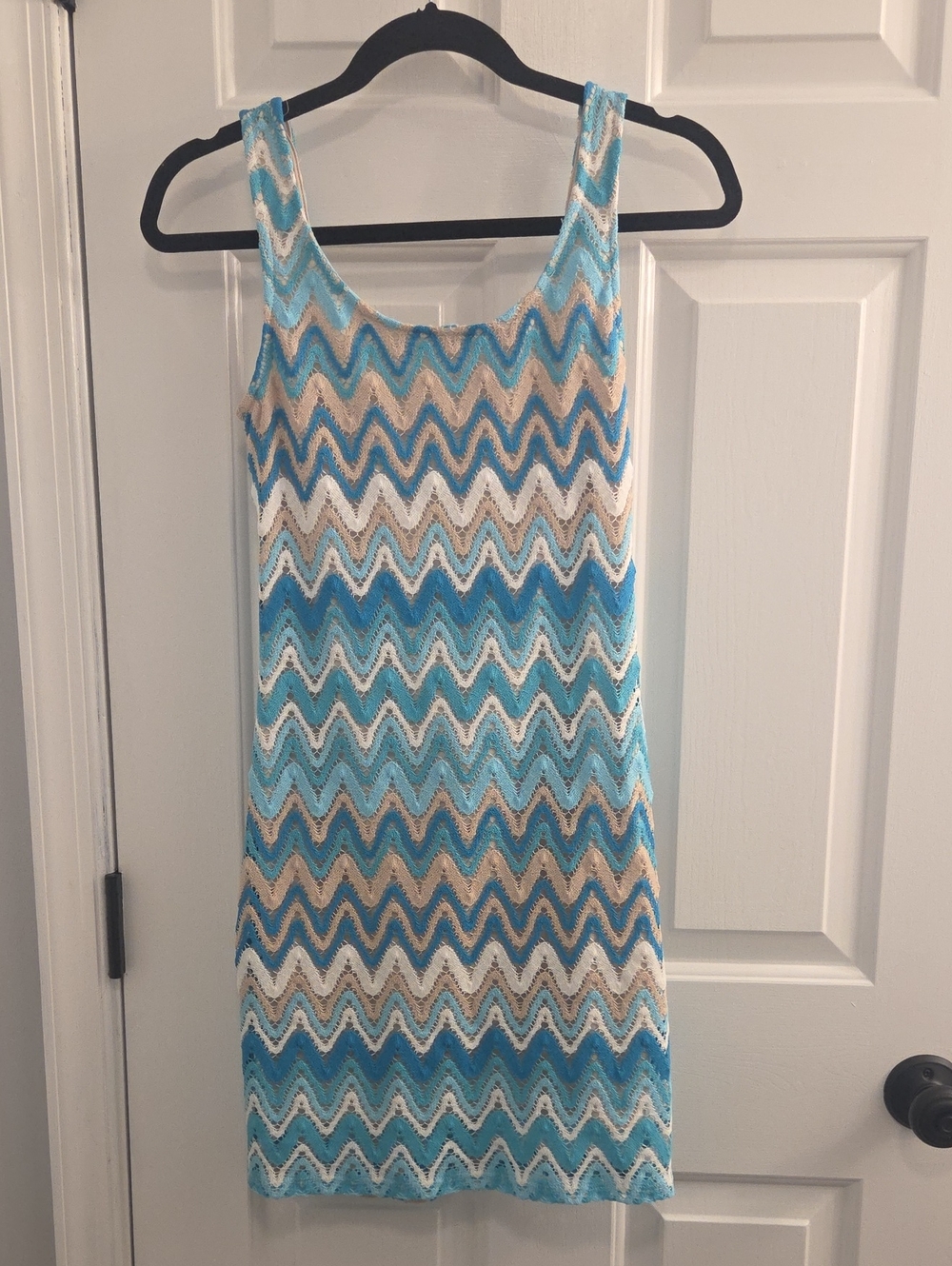 Hot Miami Styles Blue White & Tan Chevron Knit Mini Dress